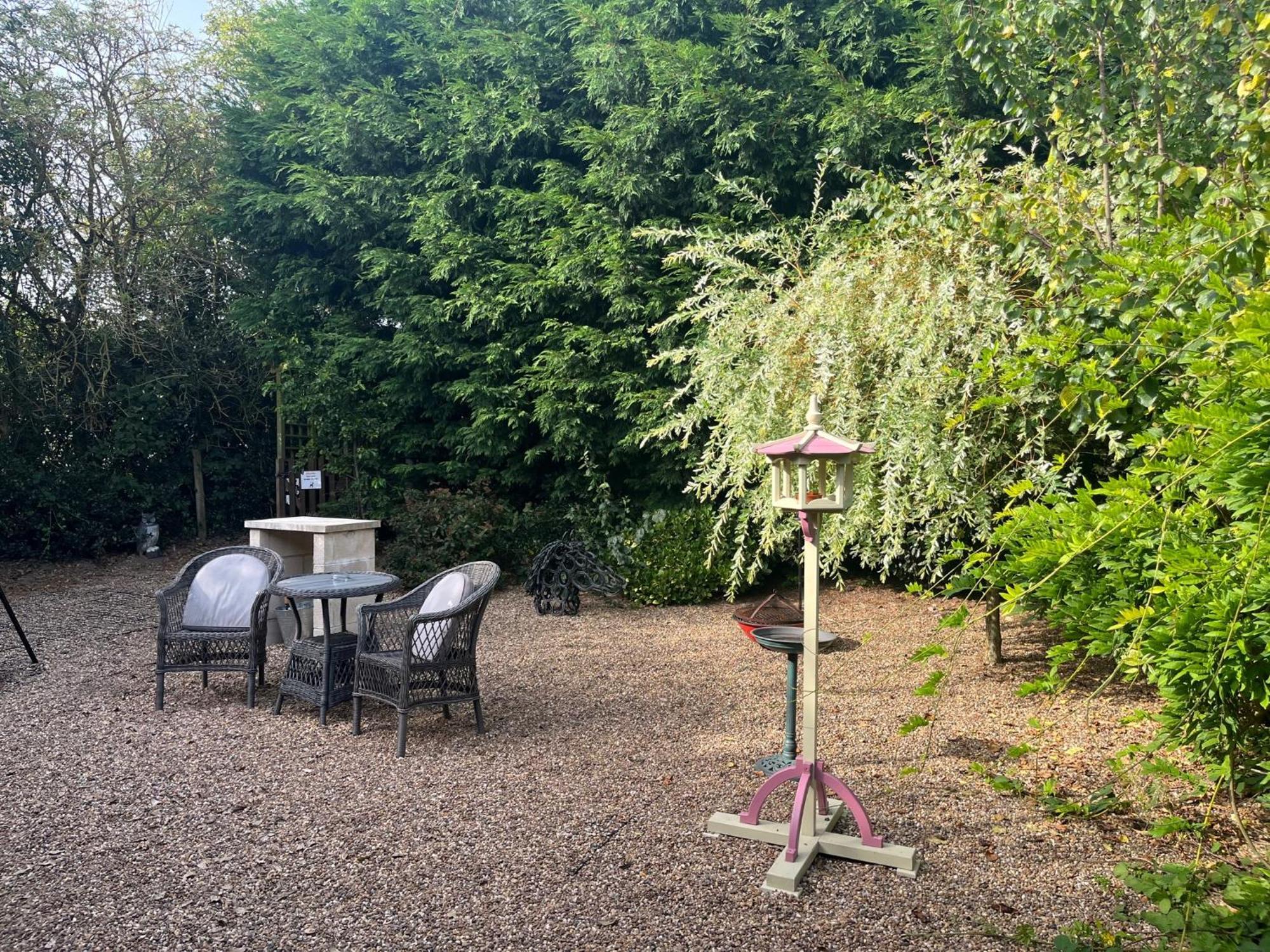 Fairview Farm Holiday Accommodation 14 Luxury Lodges, Cabins, Dog Friendly, Suitable For Couples, Families And Groups, Wedding Guests , Corporate Events, Sleeps 2-65 Guests In Ravenshead, Nottingham Near Sherwood Forest, Set In 88 Acres Exterior foto