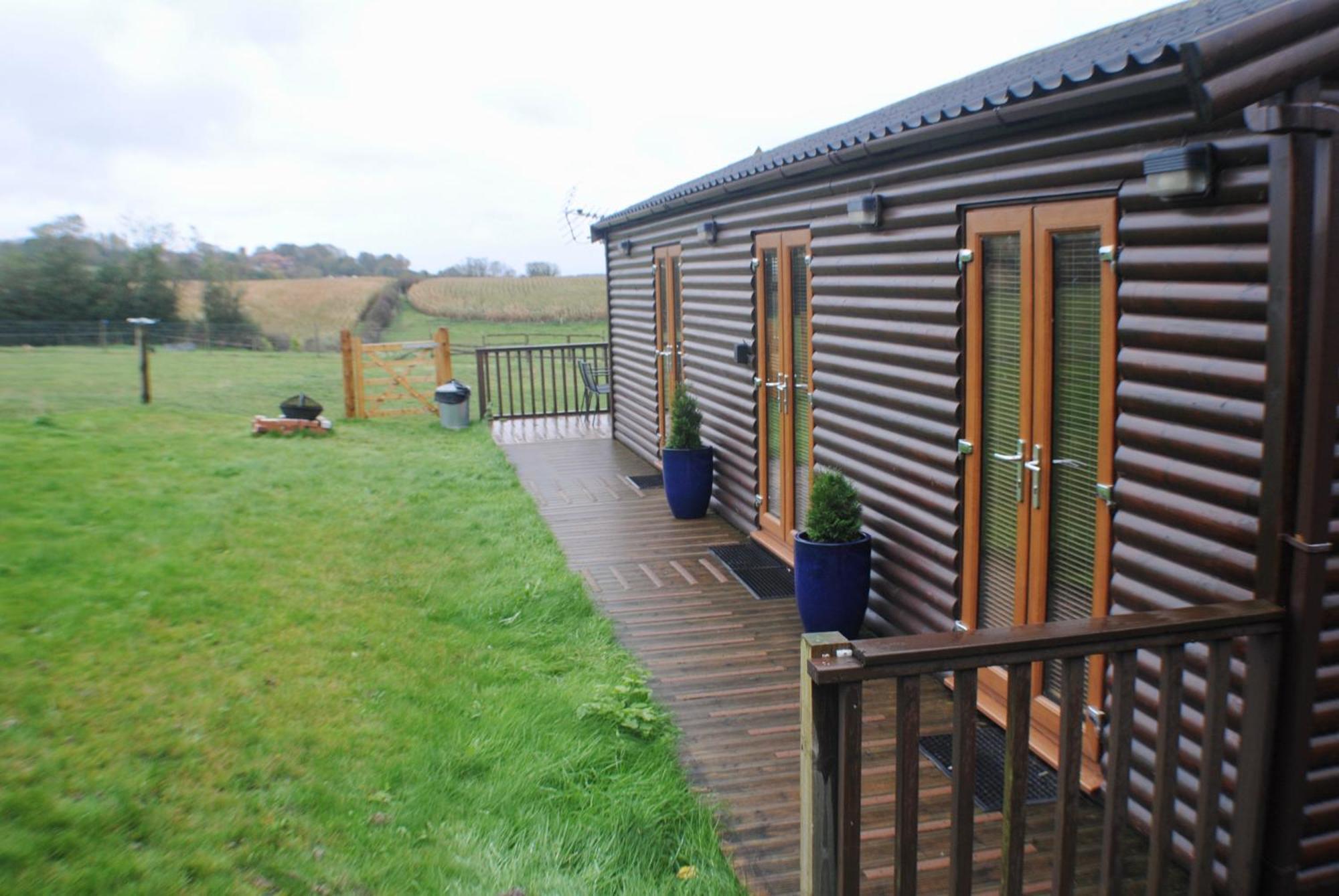 Fairview Farm Holiday Accommodation 14 Luxury Lodges, Cabins, Dog Friendly, Suitable For Couples, Families And Groups, Wedding Guests , Corporate Events, Sleeps 2-65 Guests In Ravenshead, Nottingham Near Sherwood Forest, Set In 88 Acres Quarto foto